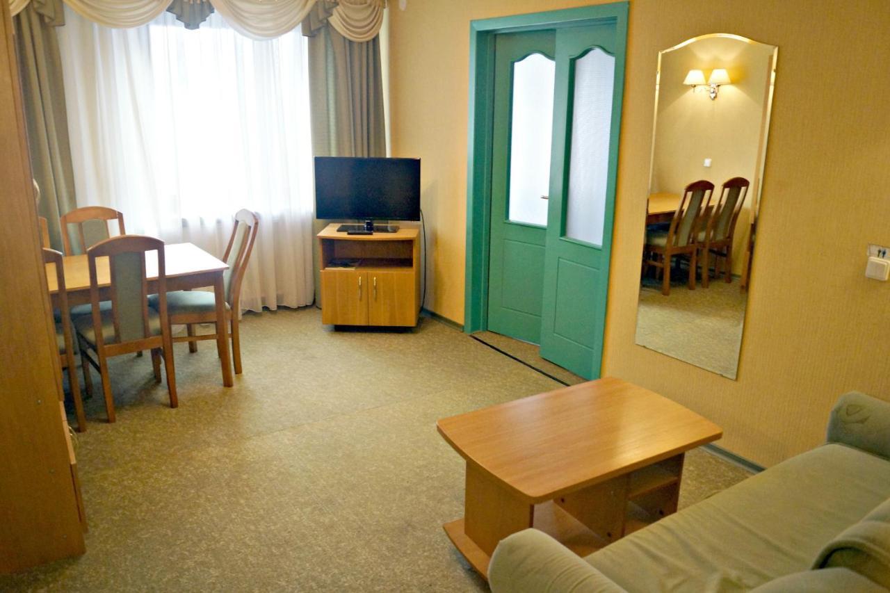 Luchesa Hotel Vitebsk Exterior photo